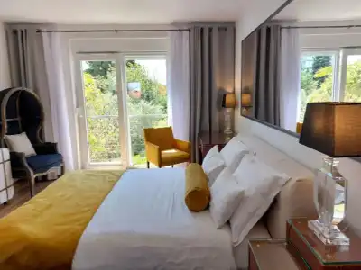 Refresh Boutique Apartments - 104