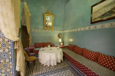 Dar Anebar - 18