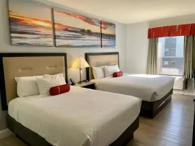 Days Inn & Suites by Wyndham Lakeland - 93