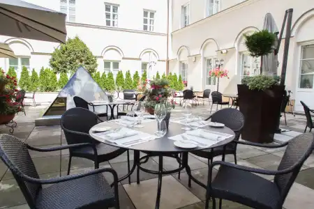 Mamaison Le Regina Boutique - 15