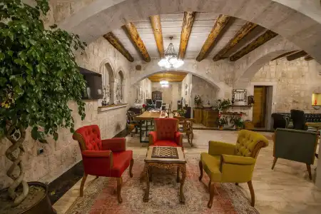 Hera Cave Suites - 19