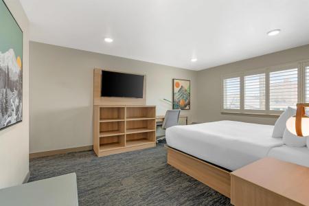 Best Western Plus Clocktower Inn - 159
