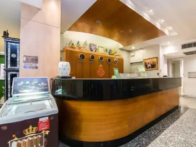 Ten Stars Pratunam - 1