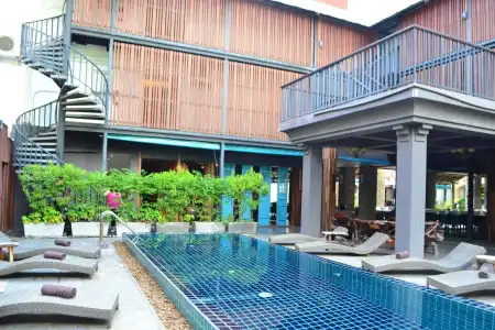 Lap Roi Karon Beachfront - 3