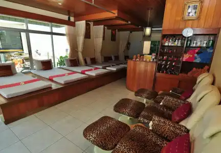 Phi Phi Anita Resort - 1