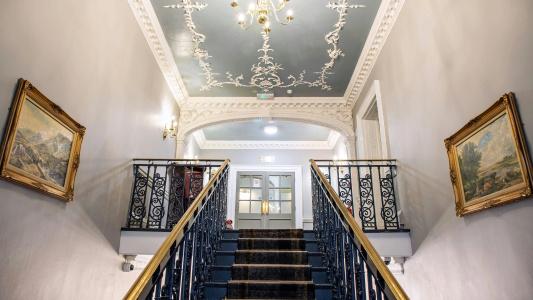Arnos Manor - 12