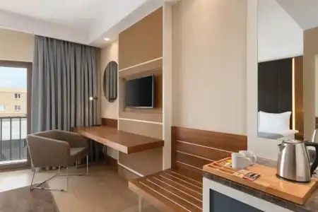 Ramada By Wyndham Istanbul Florya - 42