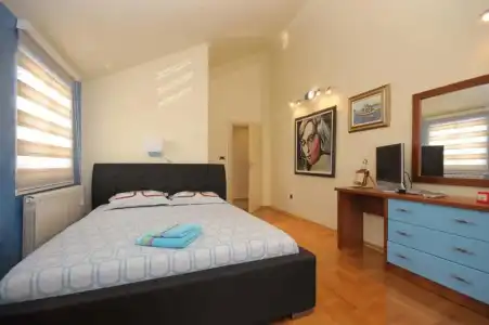 Villa Dragana with Heading Swimming Pool and Parking - 42