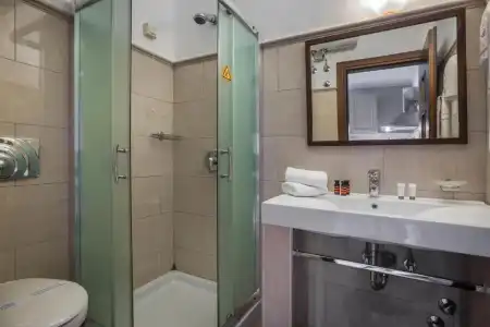 Balhambra Suites - Adults Only - 24