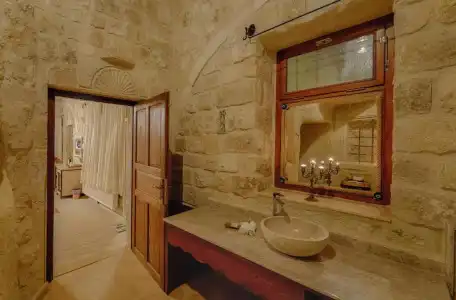 Taru Cave Suites - 148