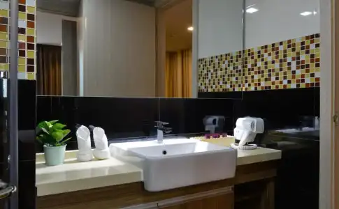 Ten Ekamai Suites Serviced Apartment - 8