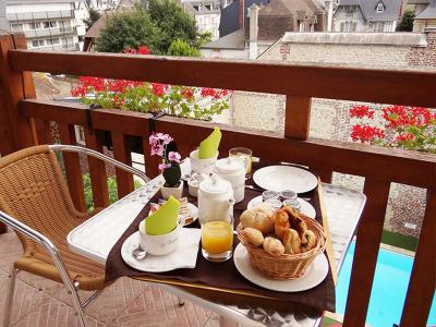 Le Trophée Boutique Hôtel Spa - La Loggia Appart'hôtel - 11