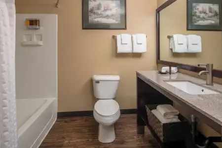 Ashley Inn of Tillamook - 7