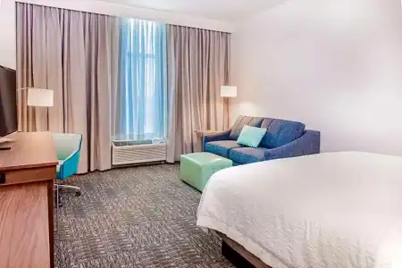 Hampton Inn and Suites Panama City Beach/Beachfront - 85