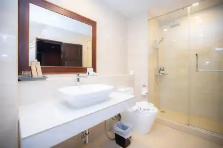 Baumanburi Patong - 10