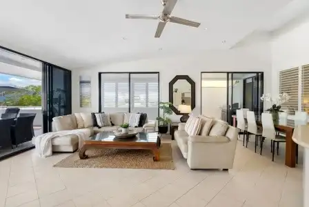 Saltwater Luxury Apartments - 78
