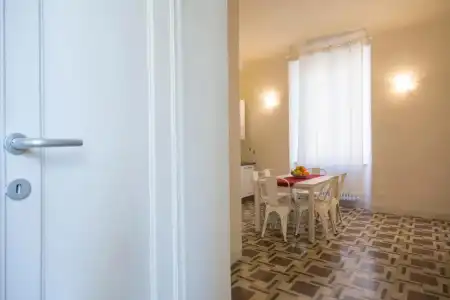 Regis Condo - 72
