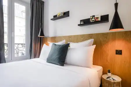 9Bastille-Lyon - 50
