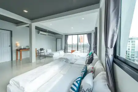 Sleep Station - 16