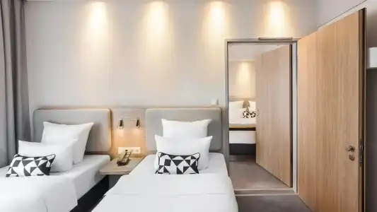 Holiday Inn Express Munich North by IHG - 4