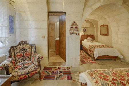Tulip Cave Suites - 137