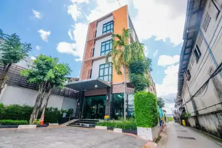 The One Boutique - 32