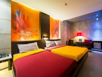 Pak Ping Ing Tang Boutique - 7