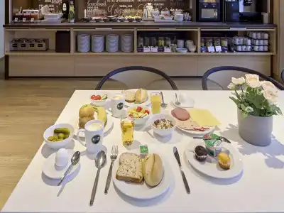B&B Köln-Airport - 10