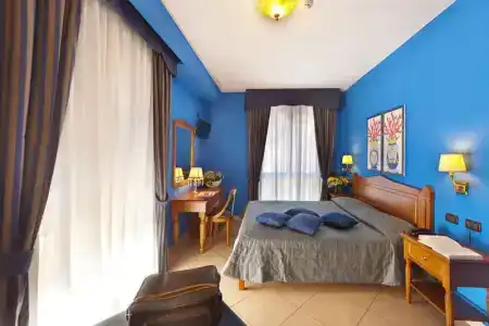 Ulisse Deluxe Hostel - 44