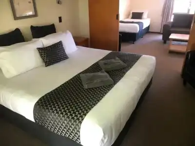 Half Moon Bay Motel - 27