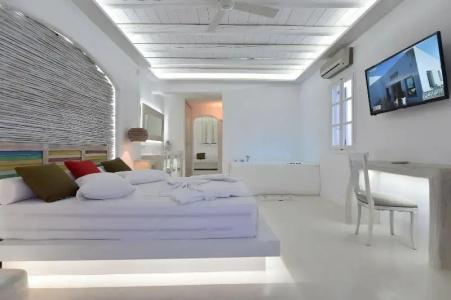 Zefi & Suites - 257