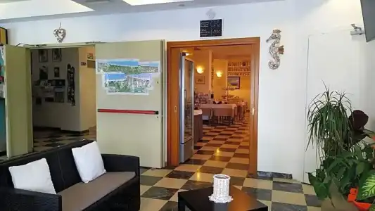 Marietta - 7