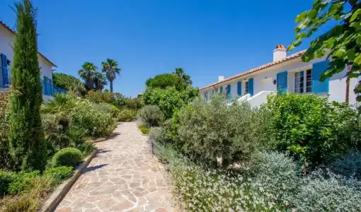 La Bastide Des Salins - 0