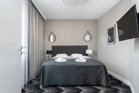 ApartEtna - 80