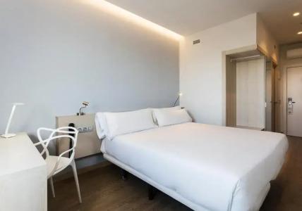B&B Barcelona - 58