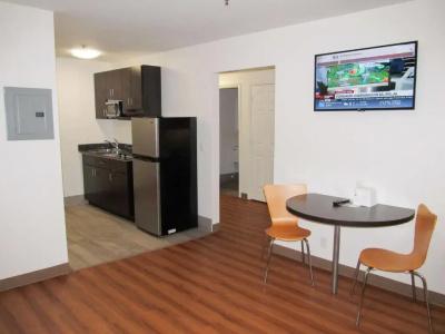 Motel 6 Greenville, SC - 101