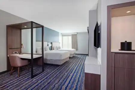 SpringHill Suites by Marriott Huntington Beach Orange County - 52