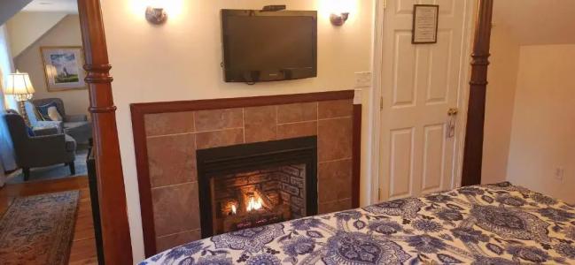 The Elmere House Bed & Breakfast - 44