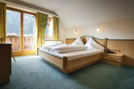 die Arlbergerin - Adults Friendly - 193