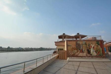 Nile Transport - 52