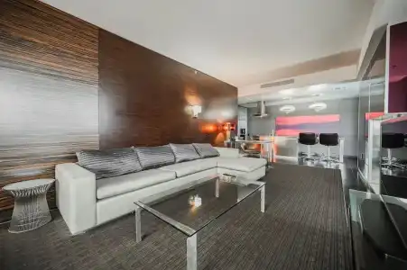 Beautiful Palms Place Suite - 193