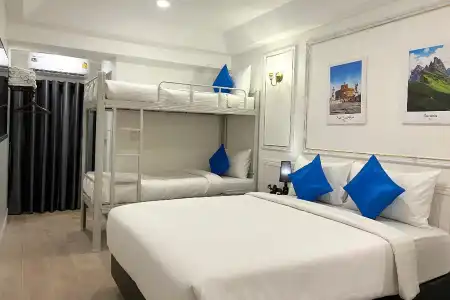 Travelier Hostel - 13