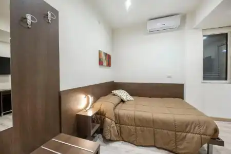B&B Ambitious - 4