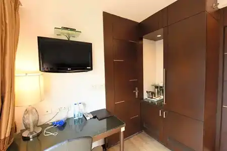 The Corporate - 69