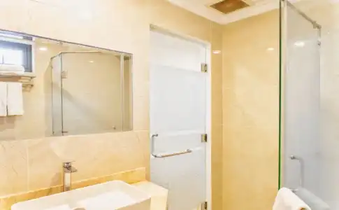 Seven Seas and Apartment - 9