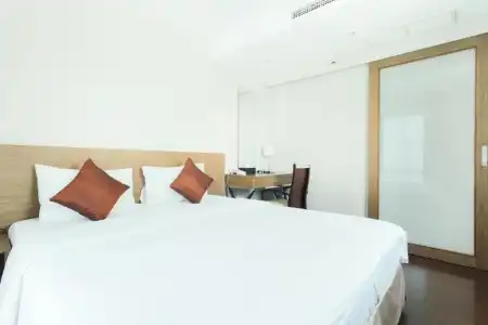 Thomson Residence - 114