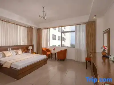 Holiday Central Nha Trang - 35