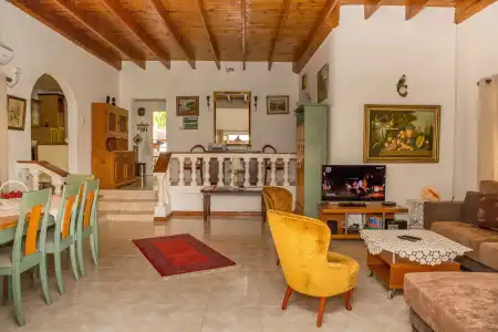 The Orchard Holiday Home - 13