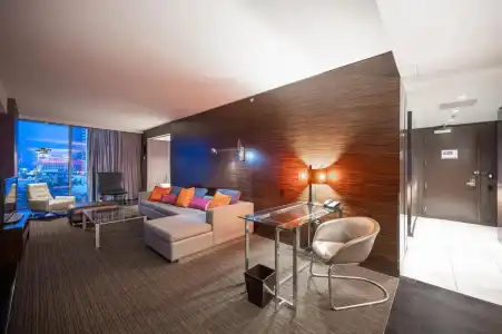 Beautiful Palms Place Suite - 435