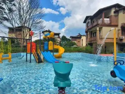Tranquil Shores Holiday Apartments - 194